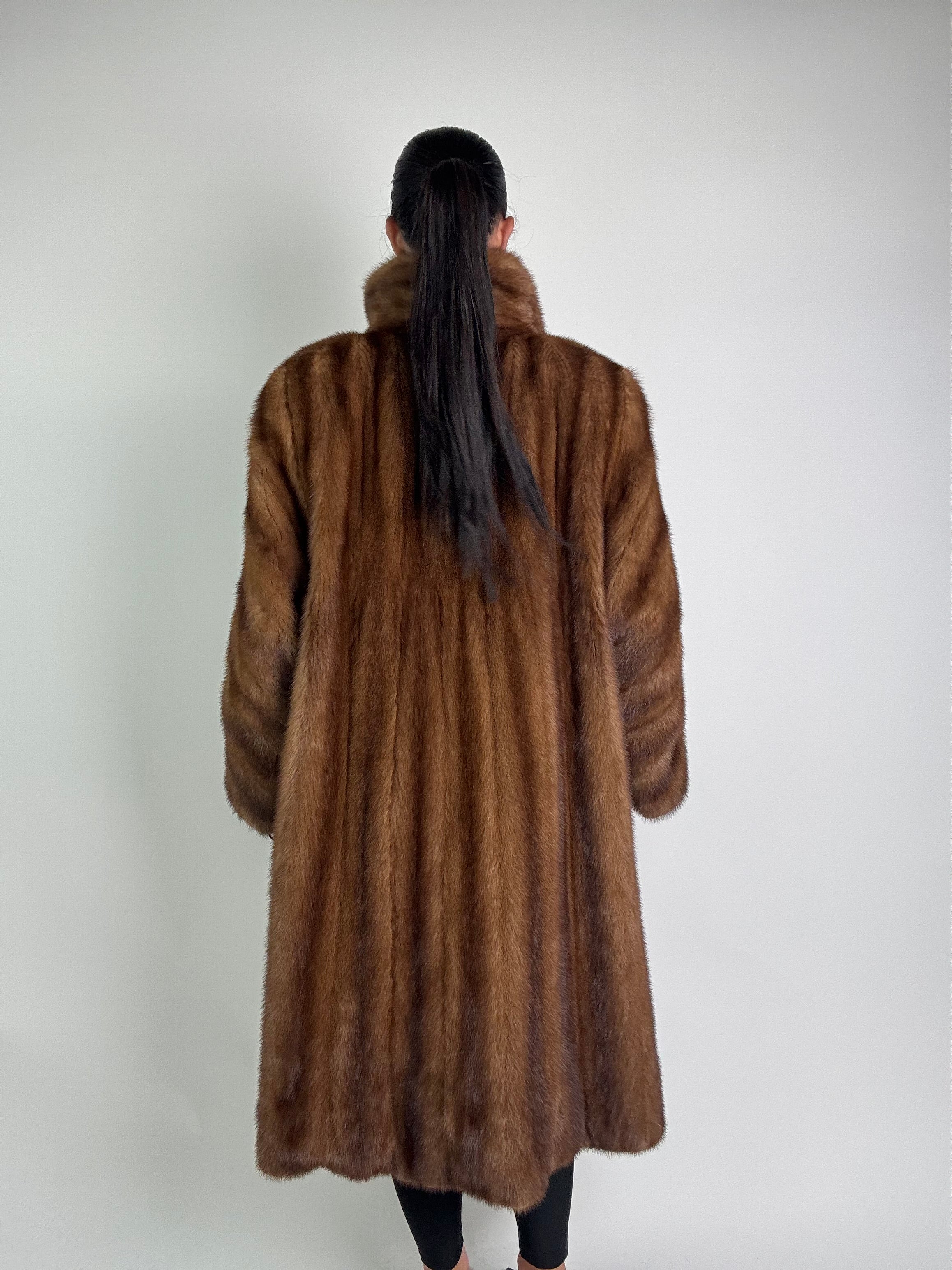 Cappotto in visone N367
