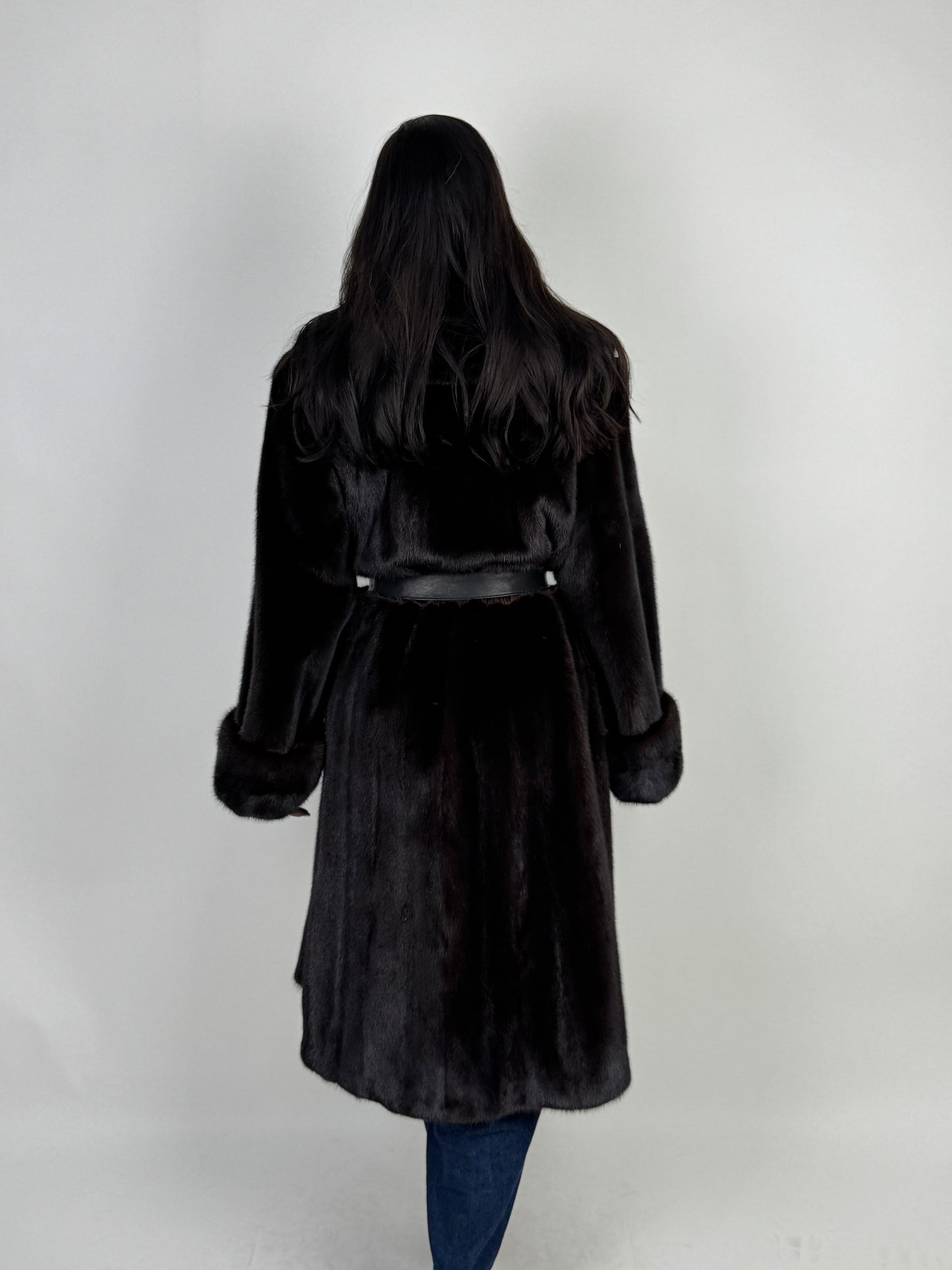 Cappotto in visone N653