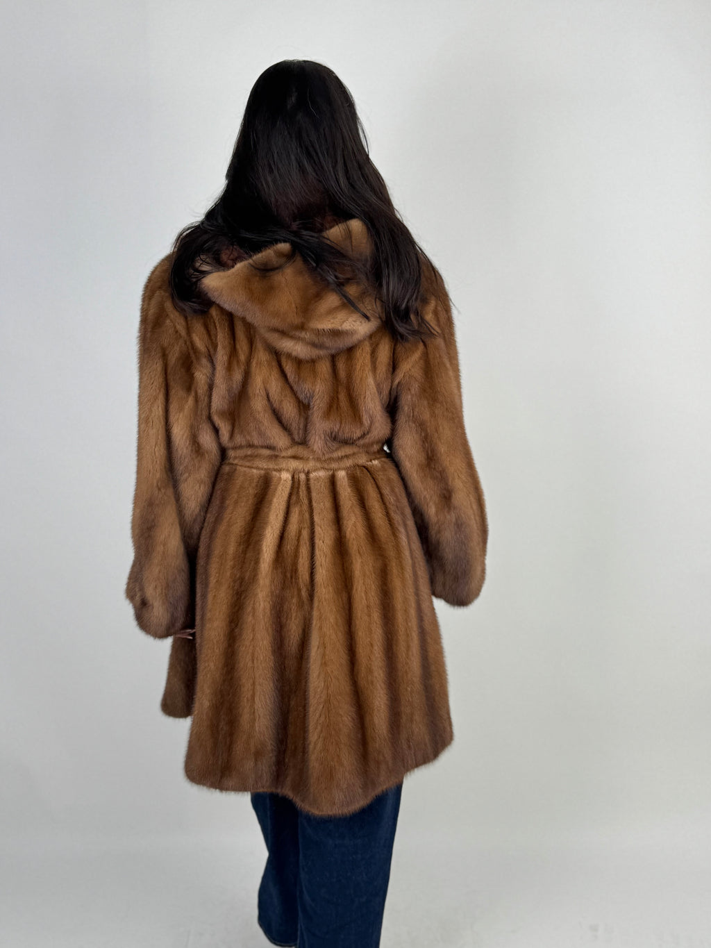 Cappotto in visone N654