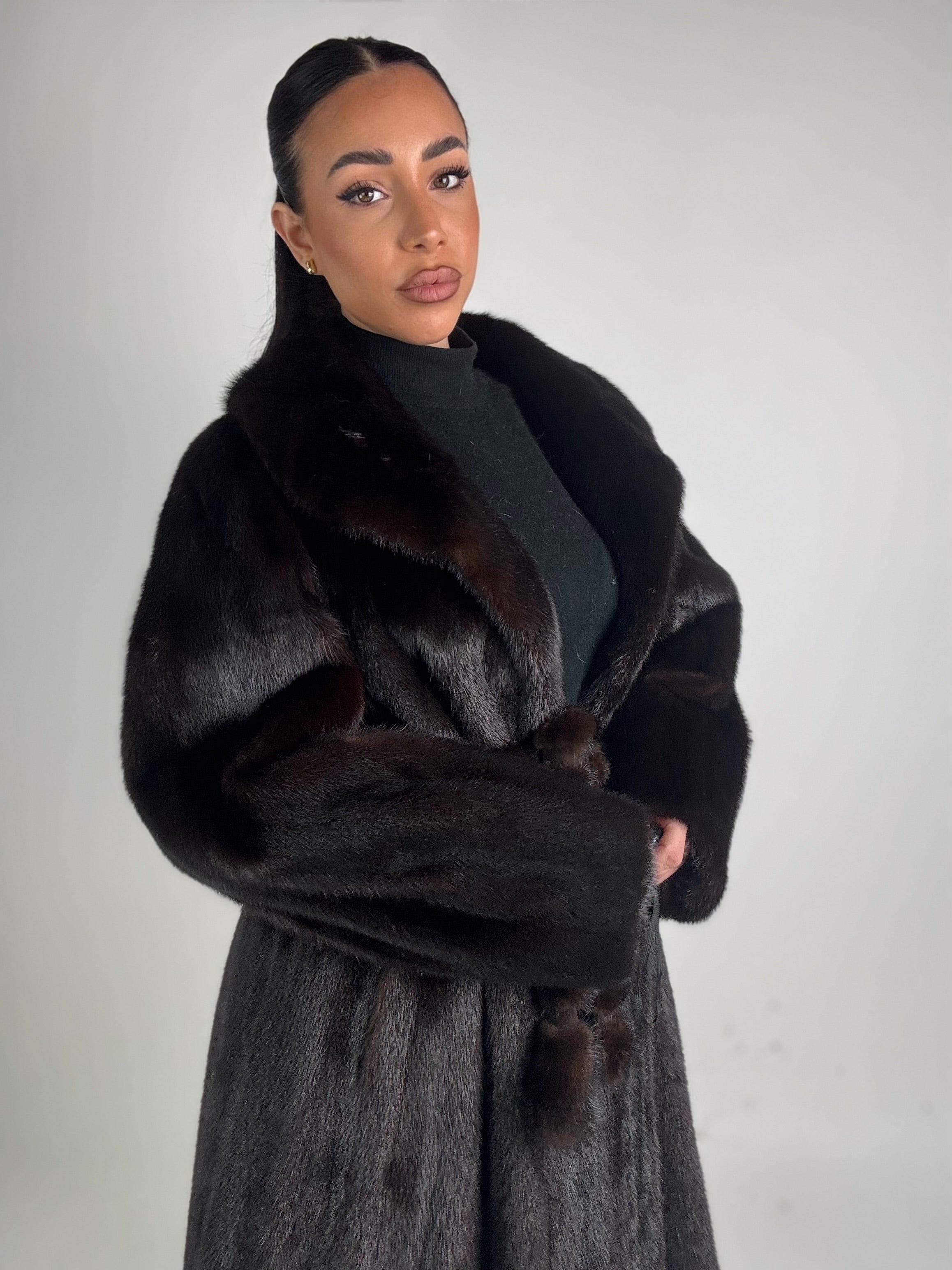 Cappotto in visone N485