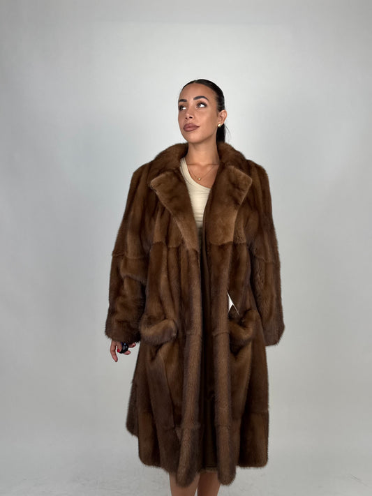 Cappotto in visone N680