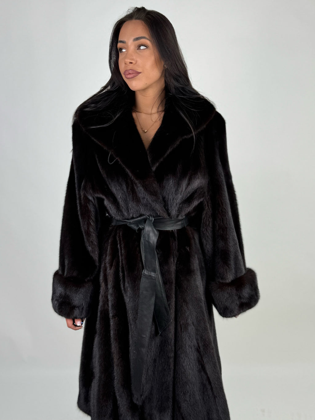Cappotto in visone N653
