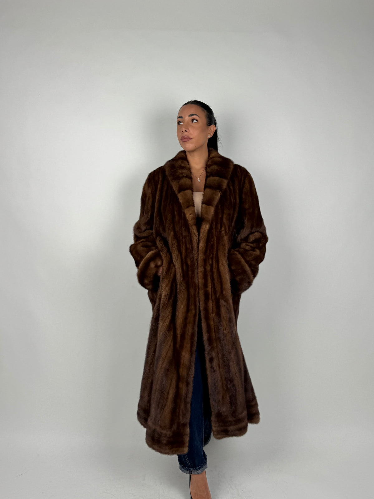 Cappotto in visone N731