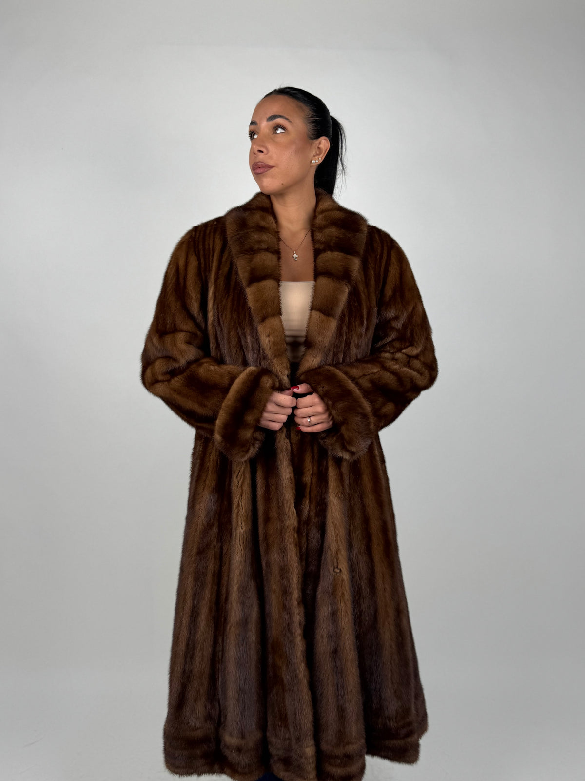 Cappotto in visone N731