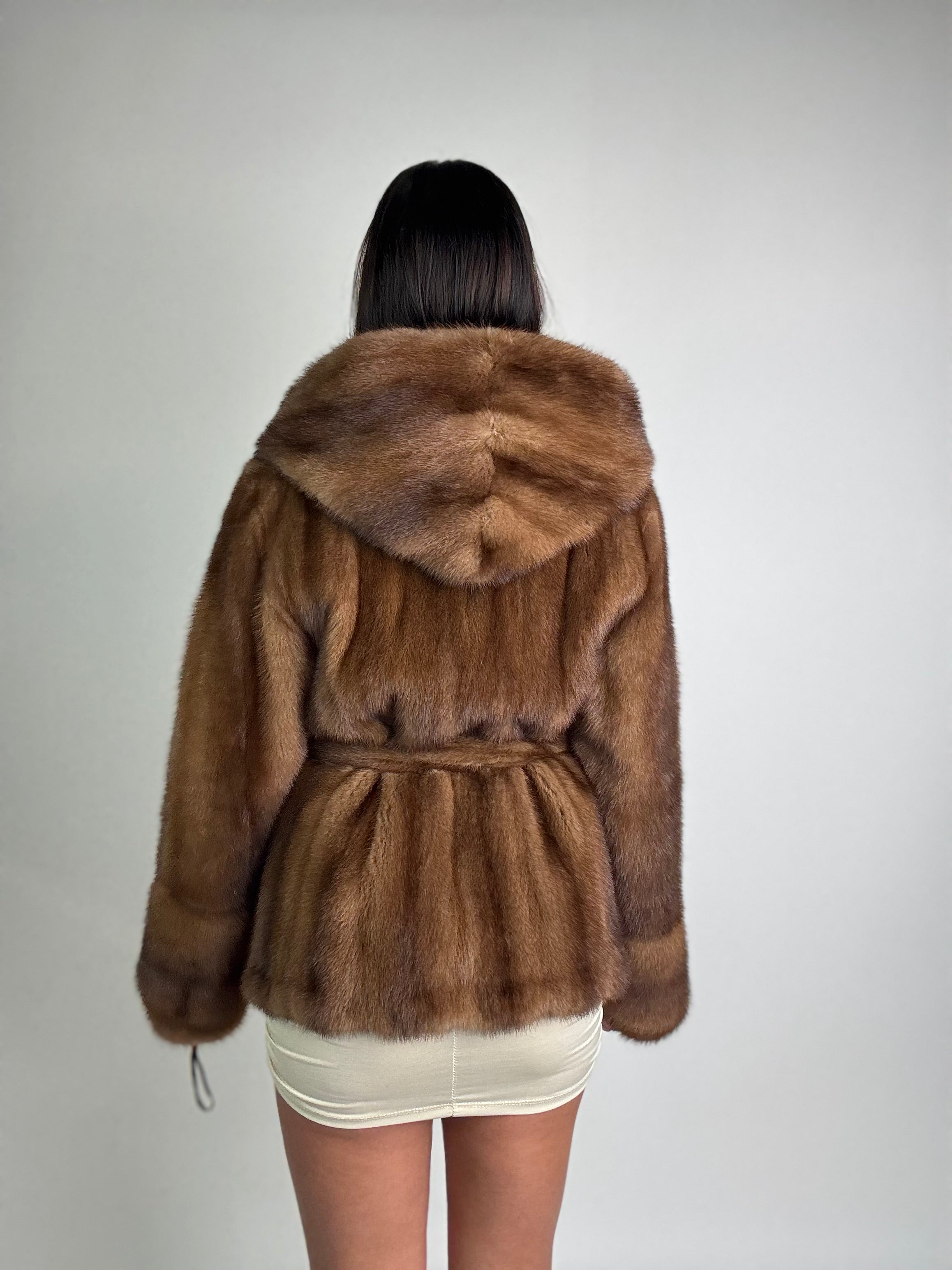 Giacca in visone cintura e cappuccio N107