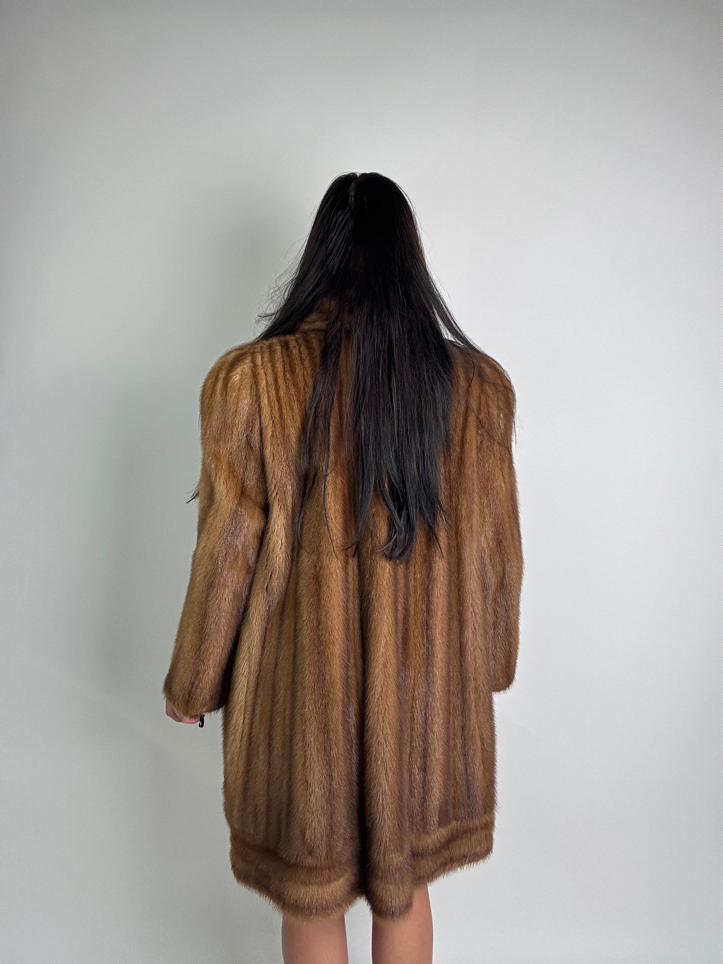 Cappotto in visone N369