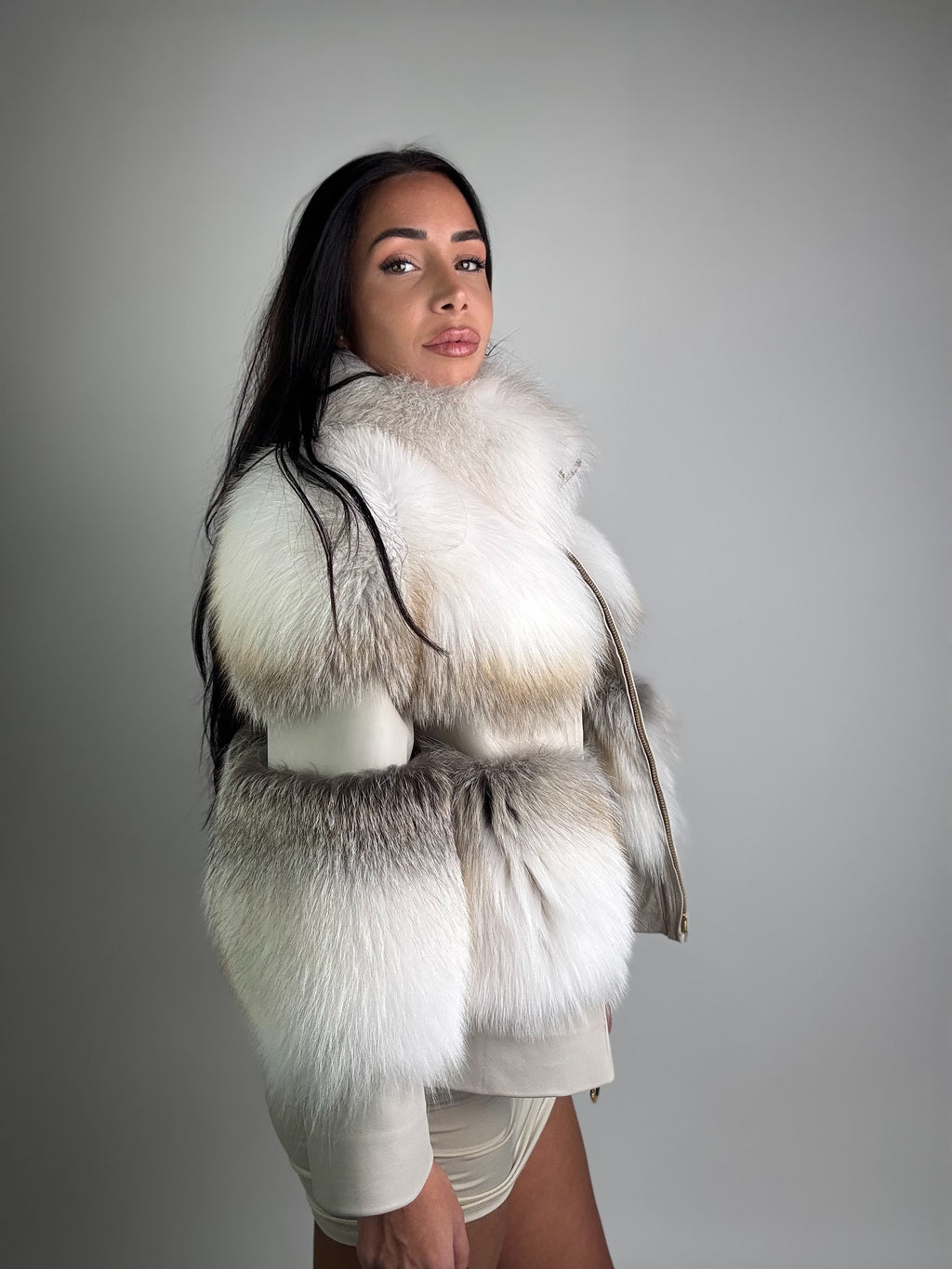 Bon Bon in volpe fan light