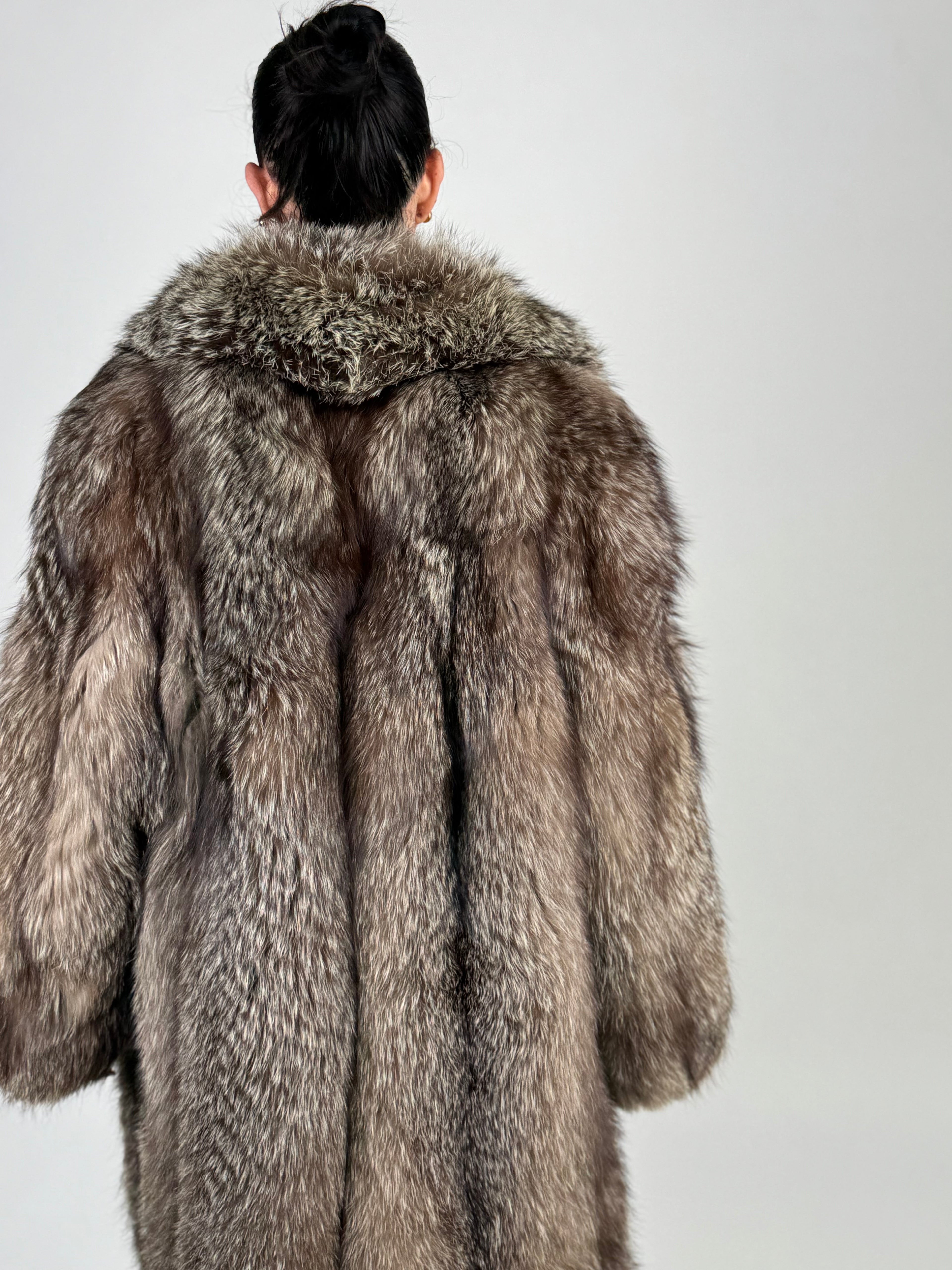 Cappotto in volpe argentata N658