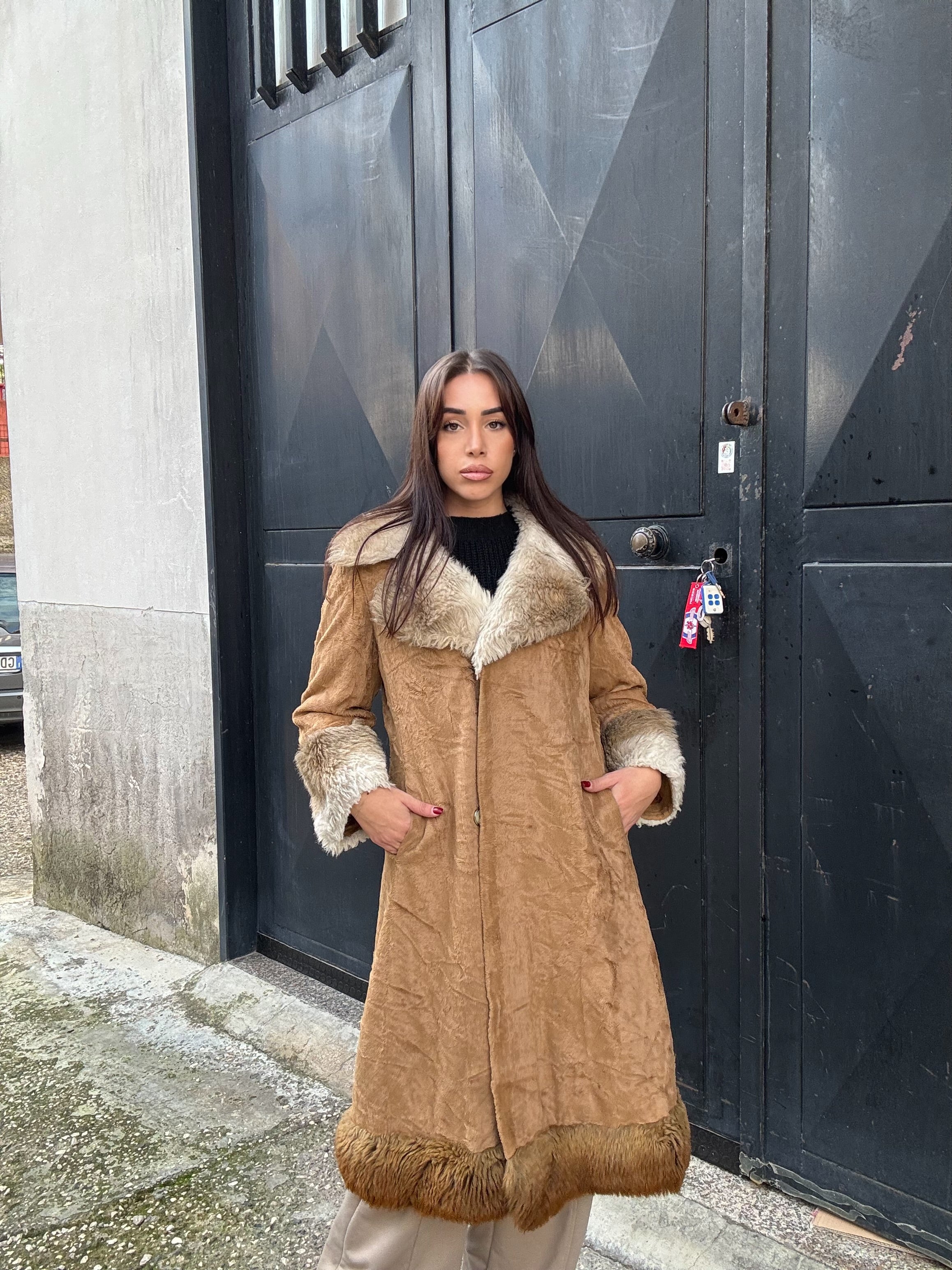 Sheepskin and fox Sisley