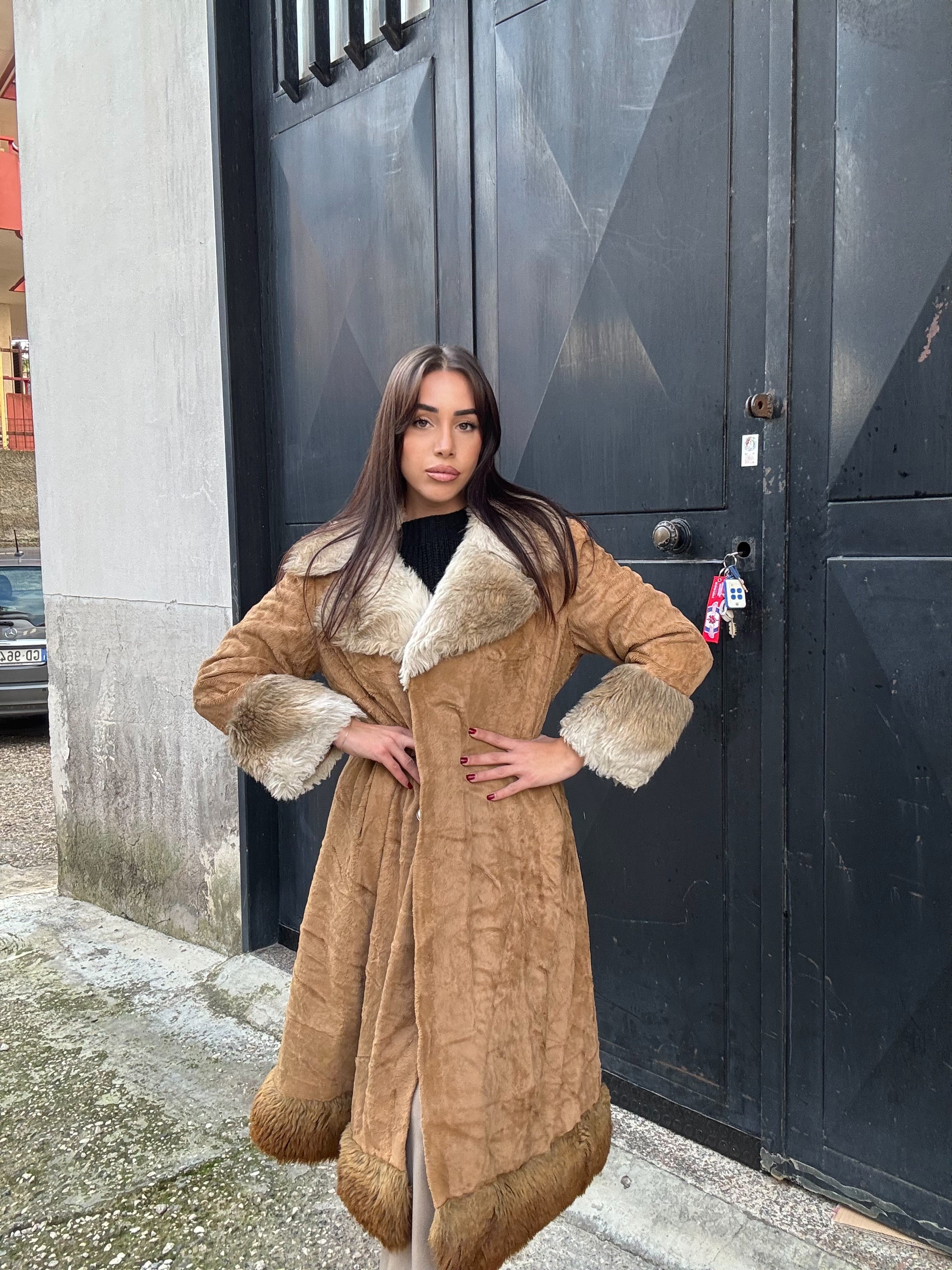 Sheepskin and fox Sisley