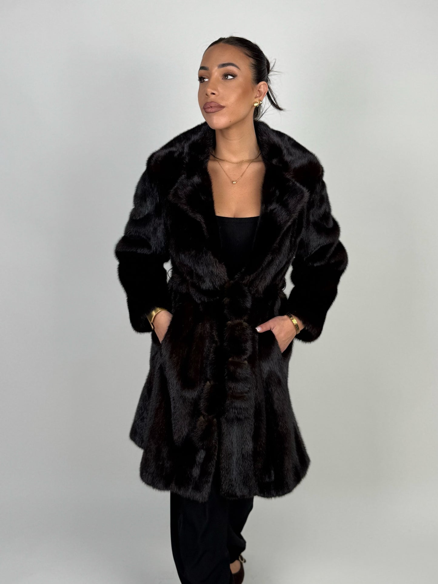 Cappotto in visone N657