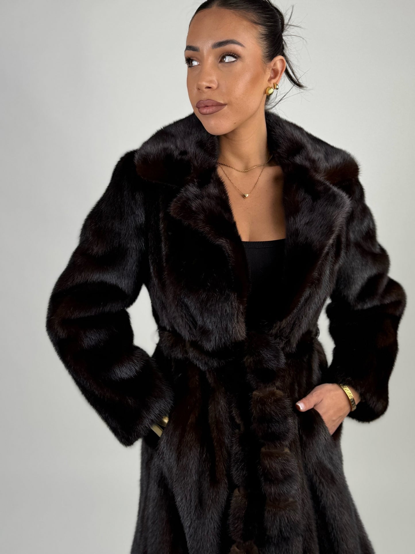 Cappotto in visone N657