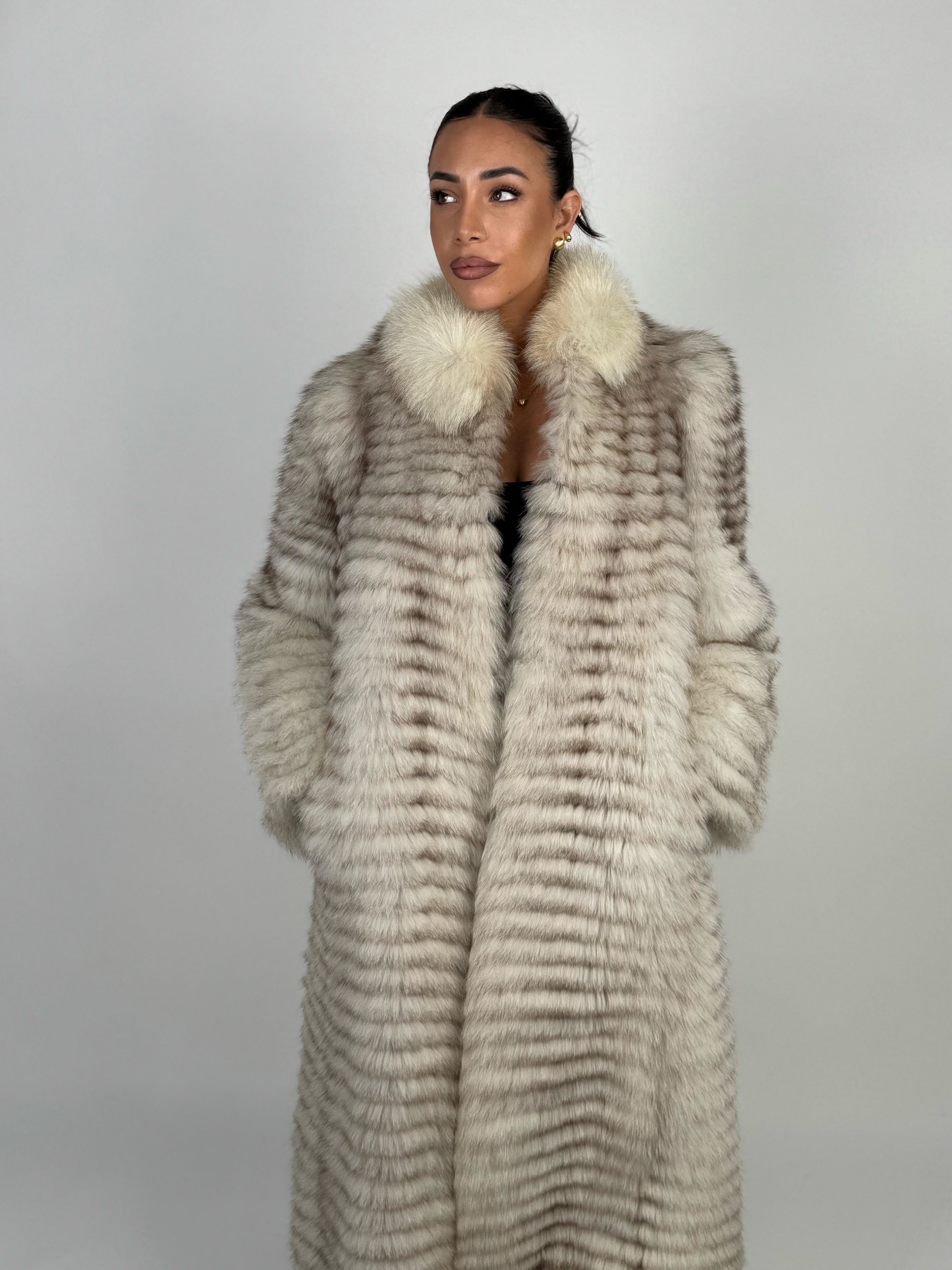 Cappotto in volpe della groenlandia N656