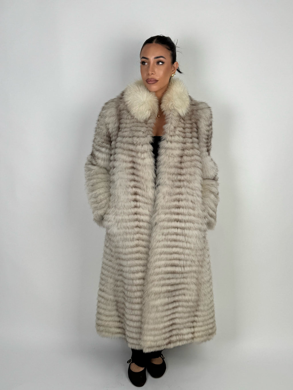 Cappotto in volpe della groenlandia N656