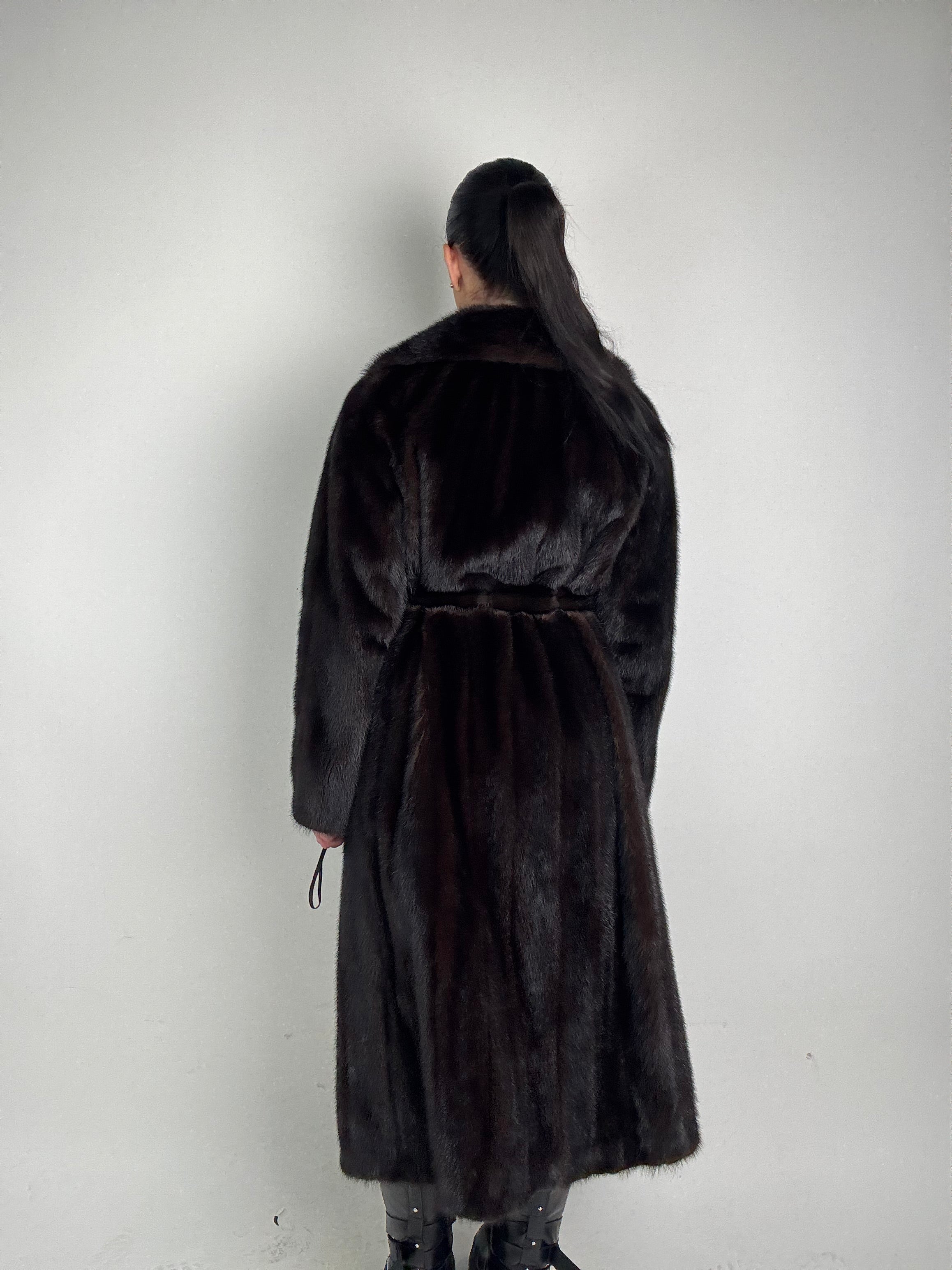 Cappotto in visone N486