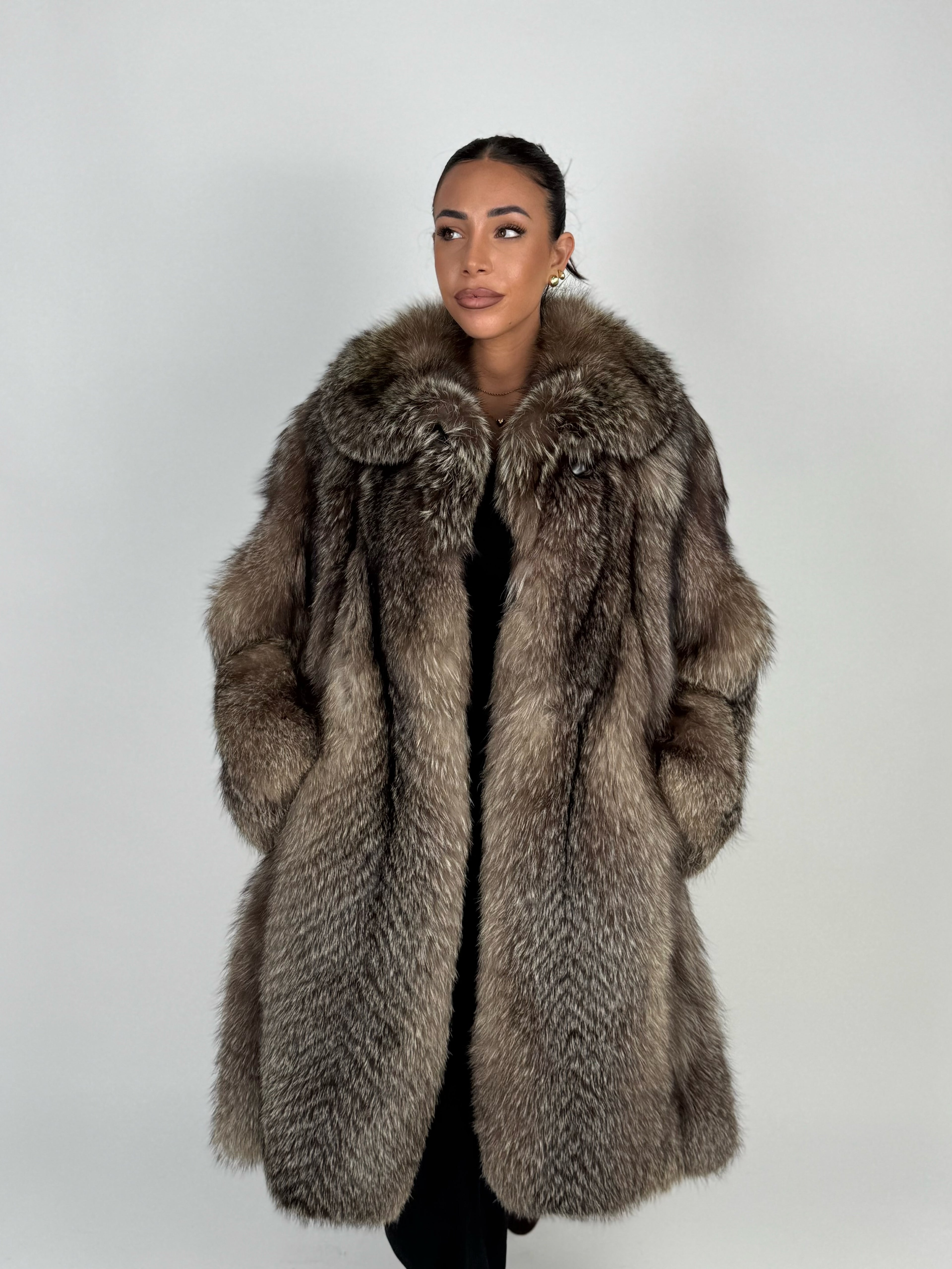 Cappotto in volpe argentata N658