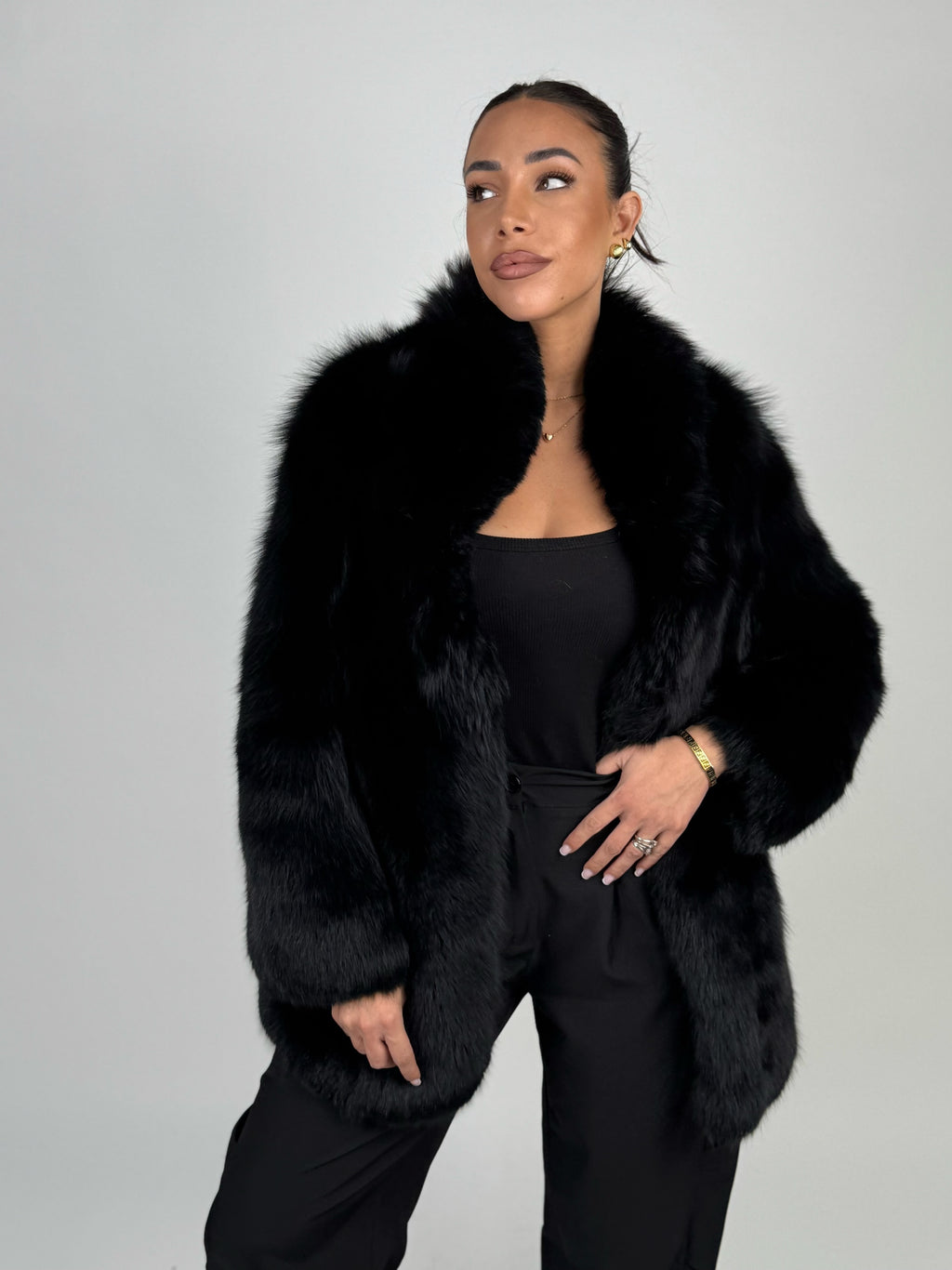 Giacca in volpe total black N659