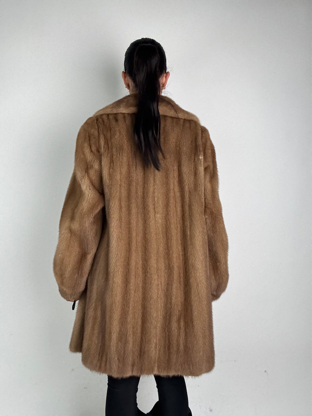 Cappotto in visone N488