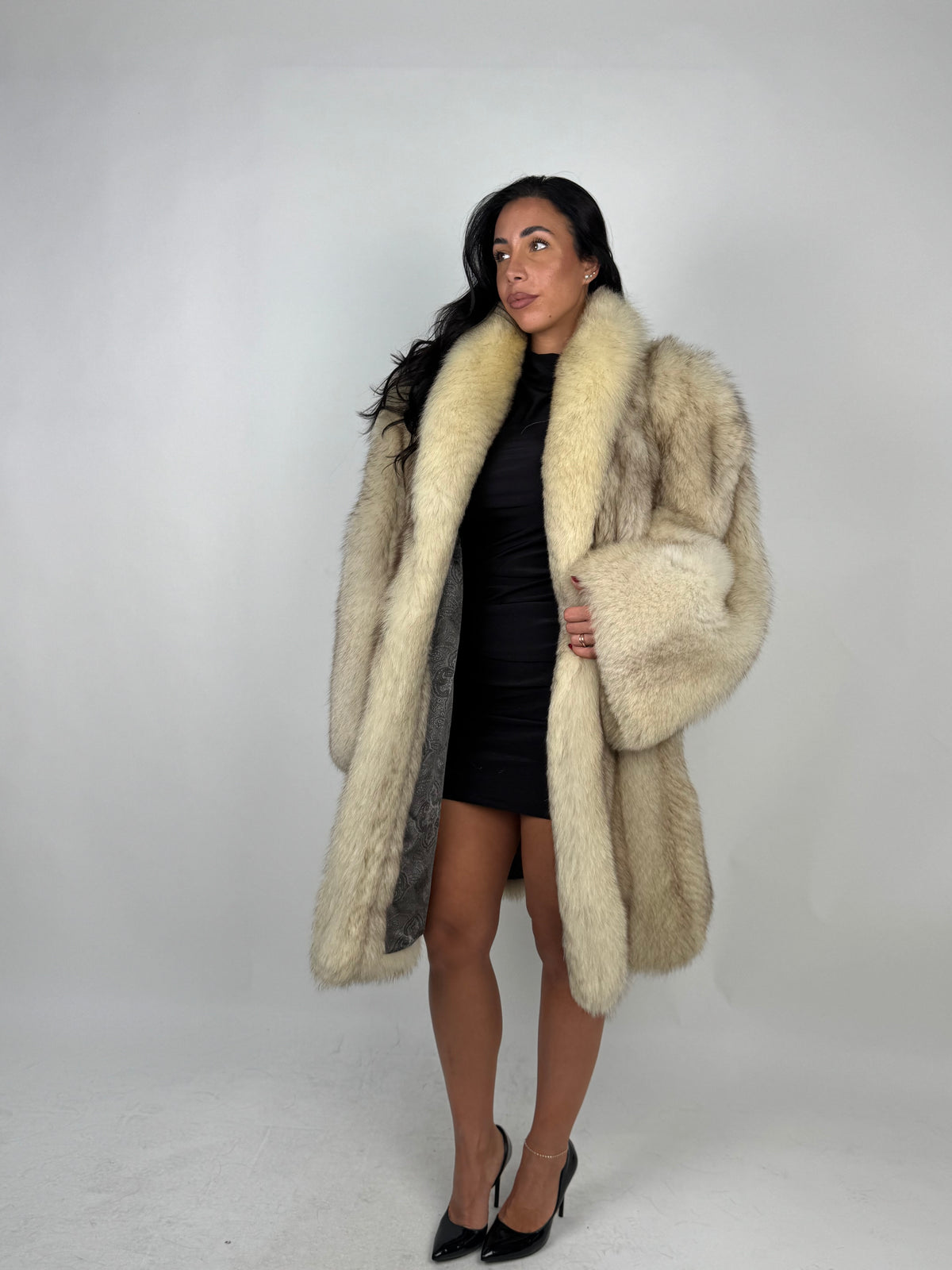 Cappotto in volpe della groenlandia N771