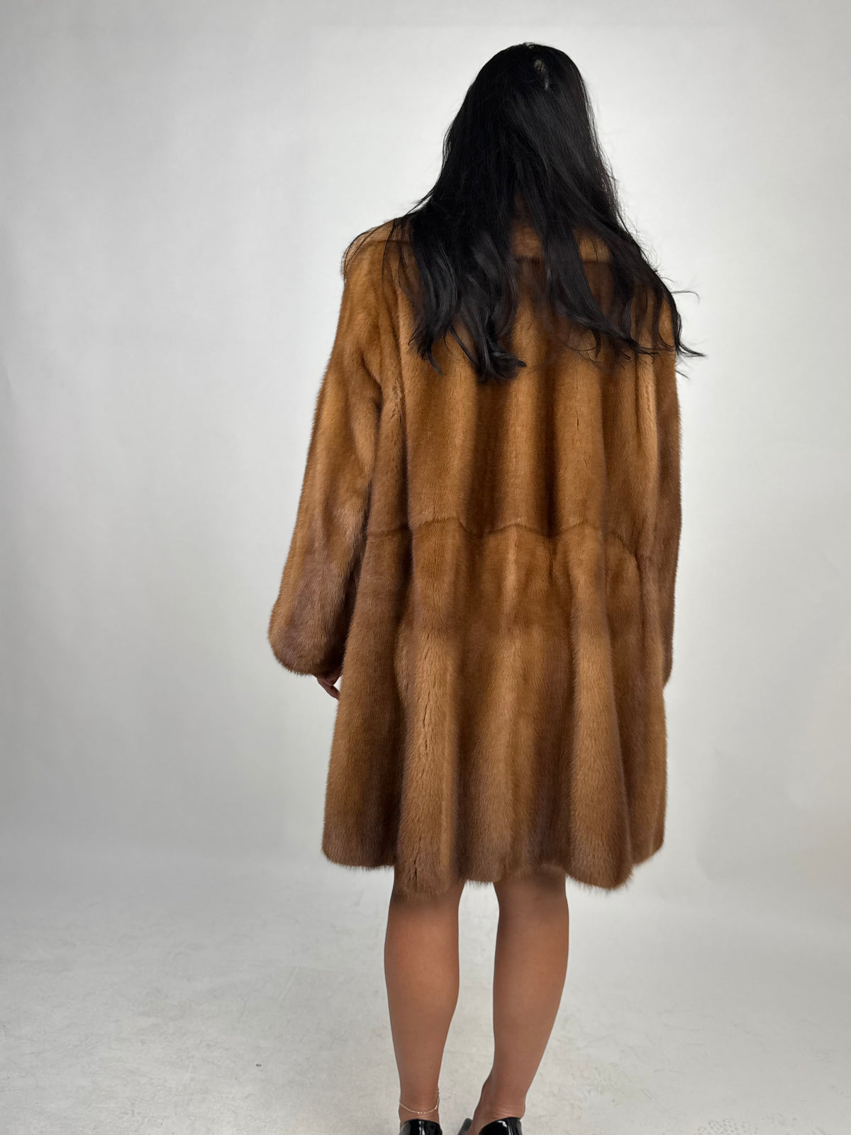 Cappotto in visone N733