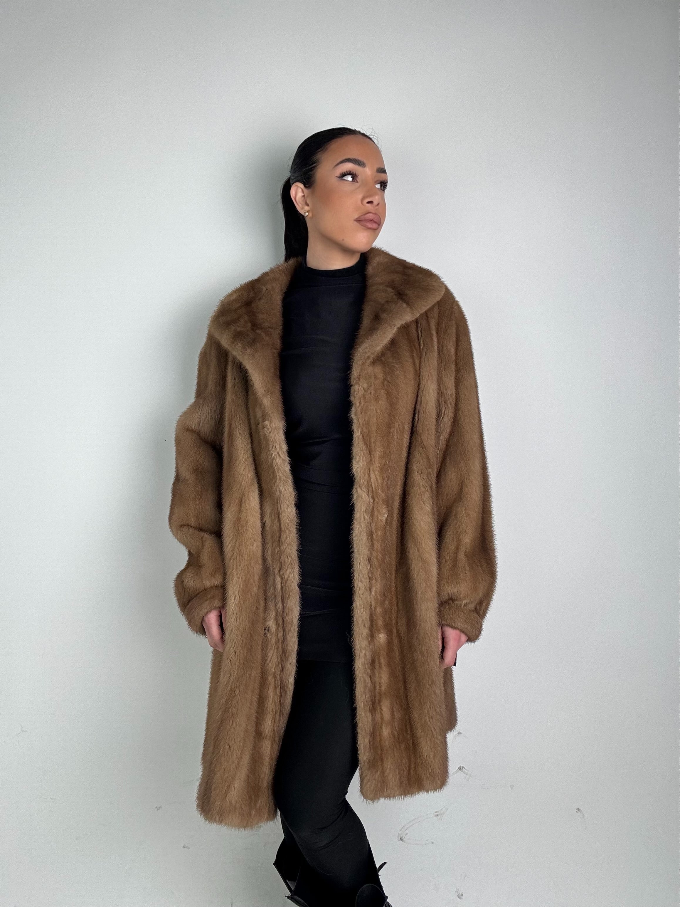Cappotto in visone N488