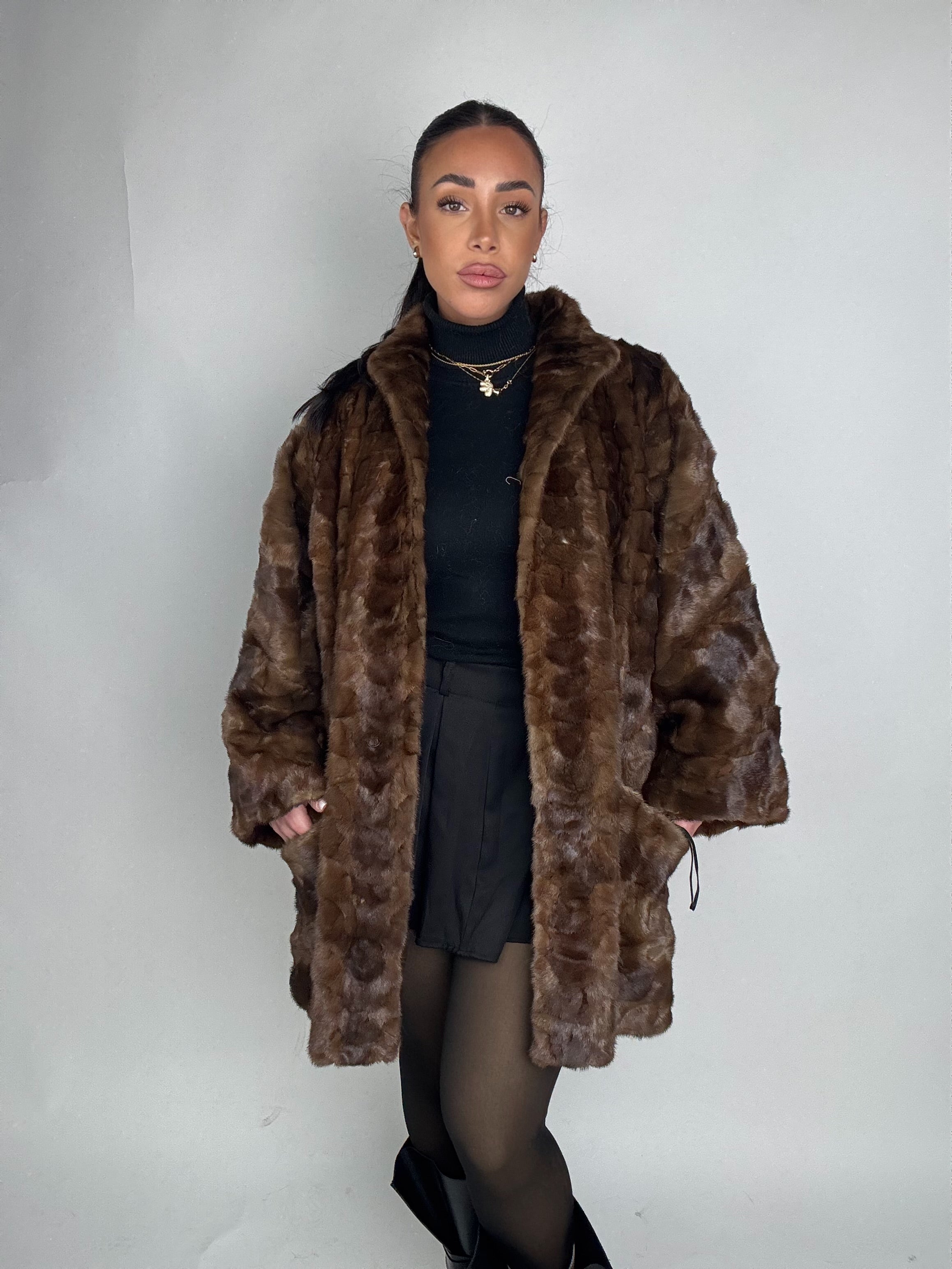 Cappotto in visone N424