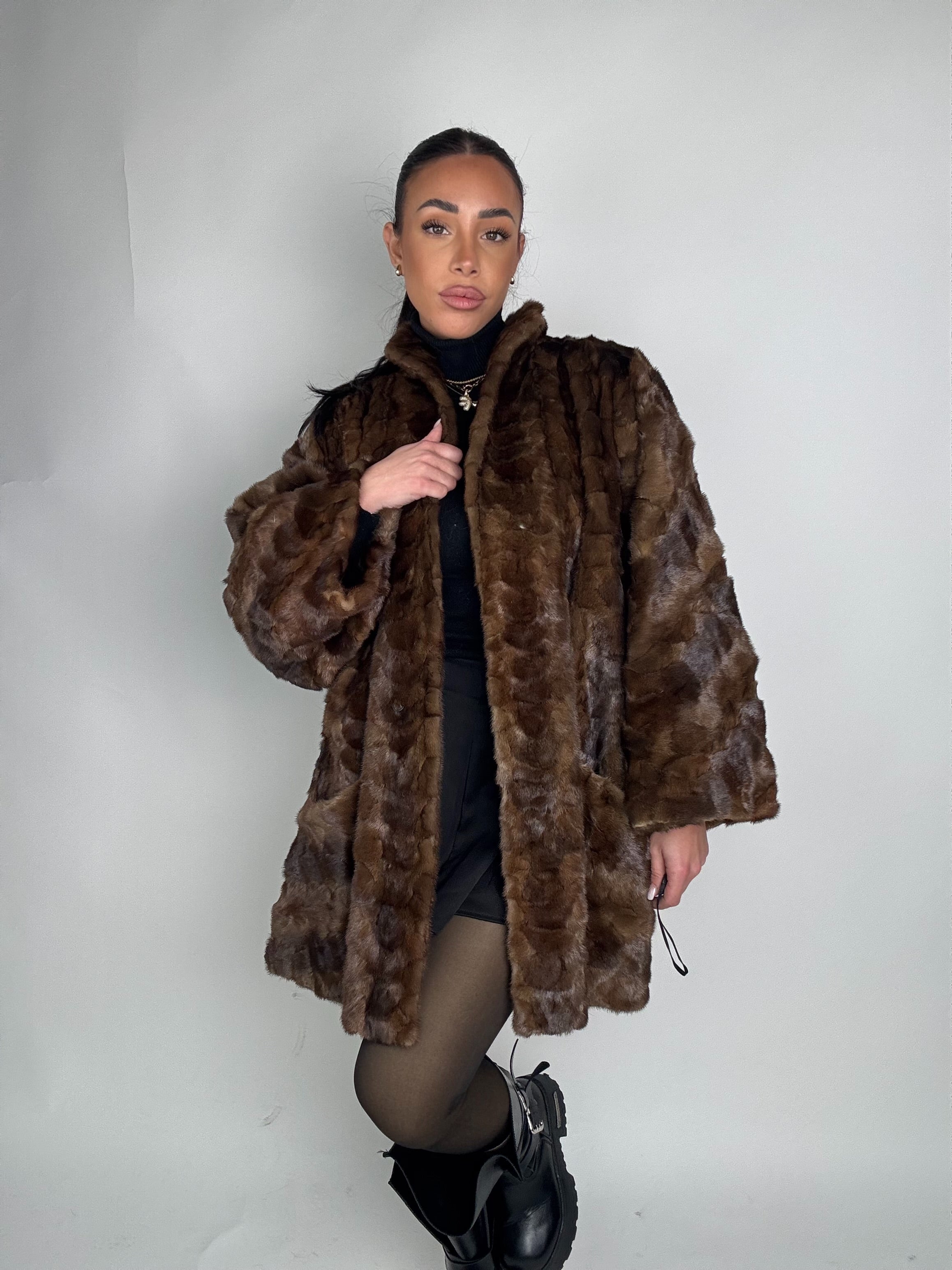 Cappotto in visone N424