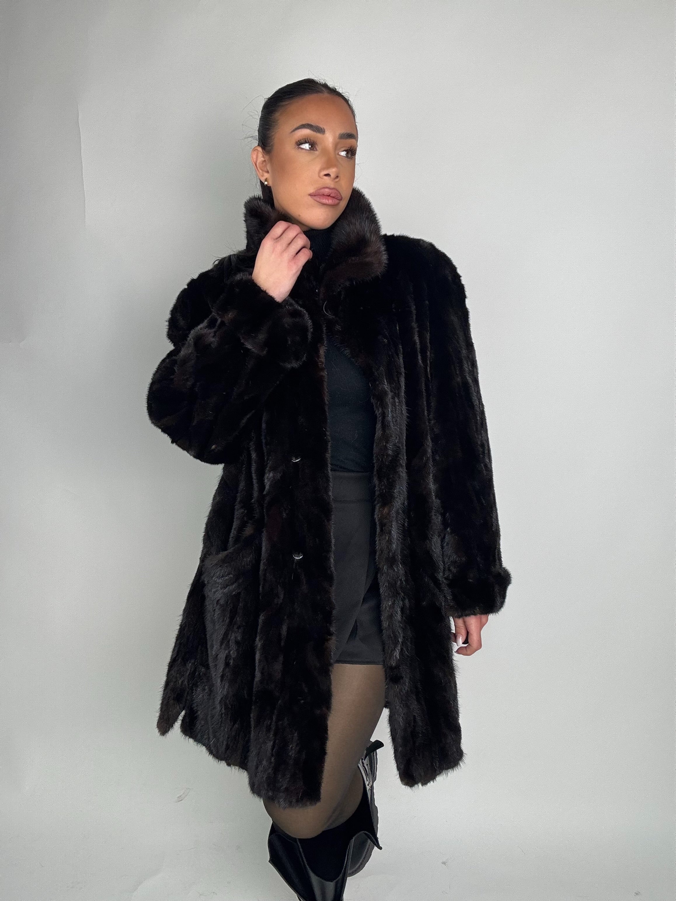 Cappotto in visone N425