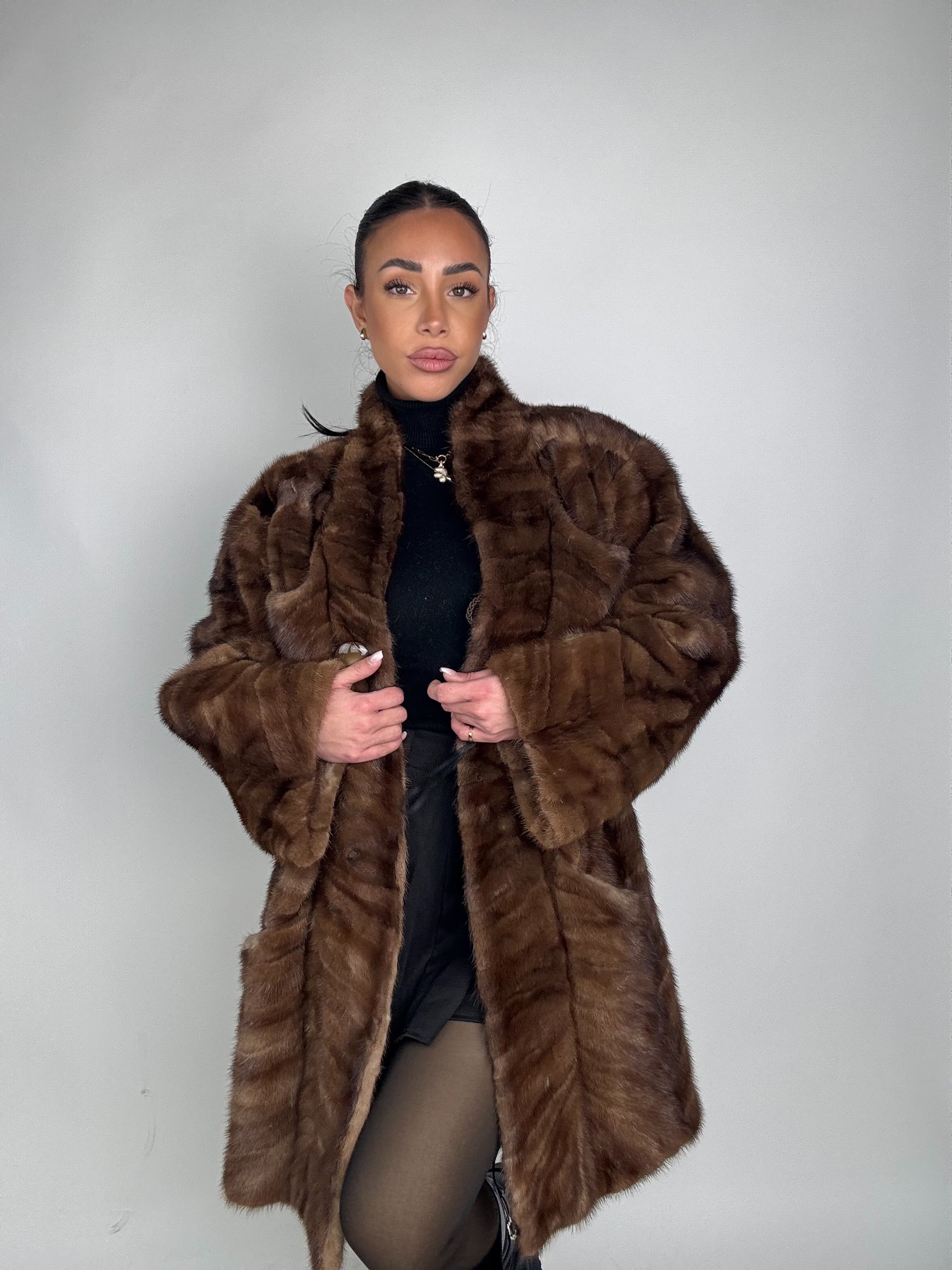 Cappotto in visone N426