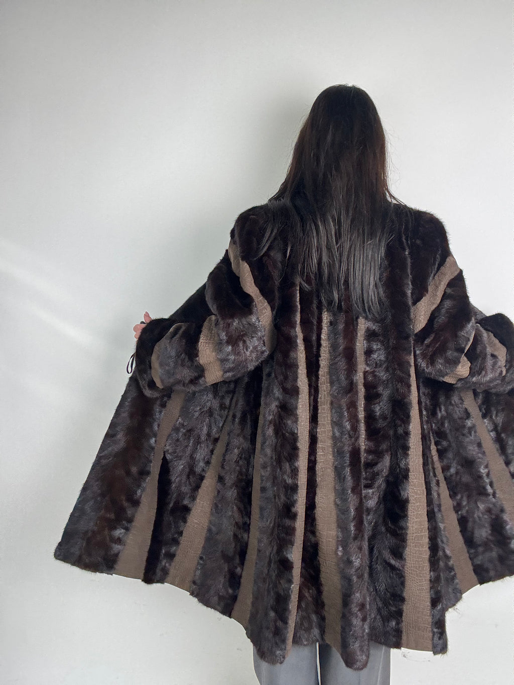 Cappotto in visone N489