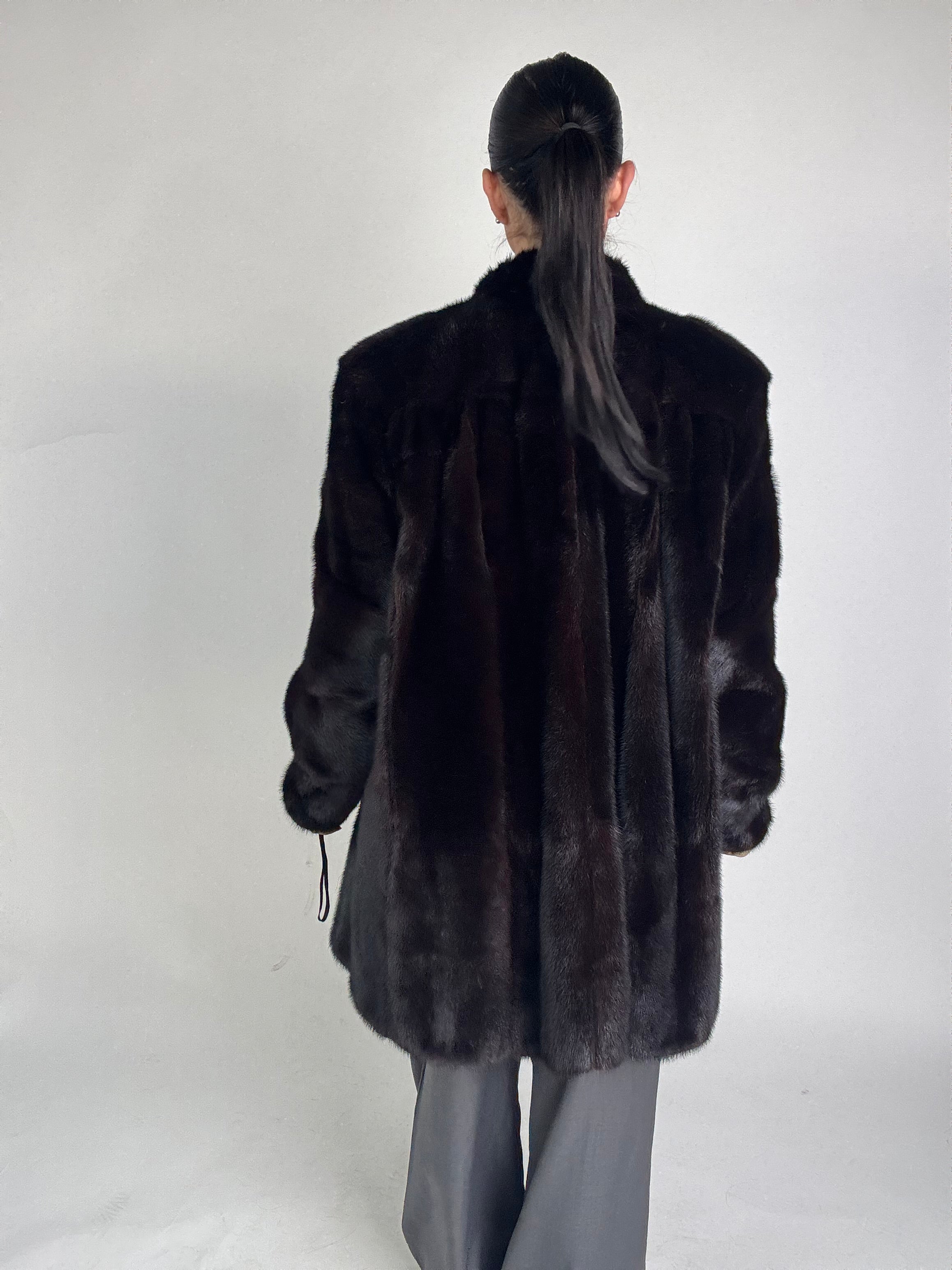 Cappotto in visone N428